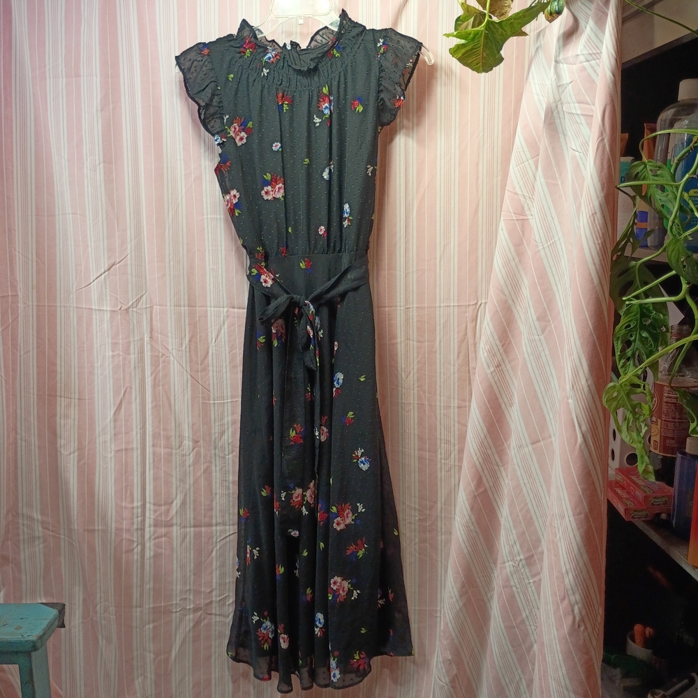 Chic Dkny Black Floral Maxi Dress